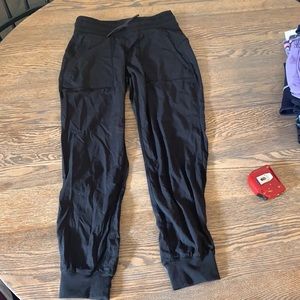 Iviva joggers
